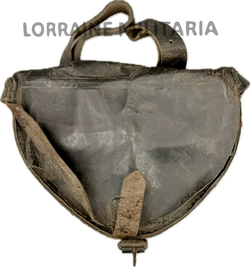 militaria : ETUI CUIR ALLEMAND POUR SCIE ARTICULEE (VIDE)