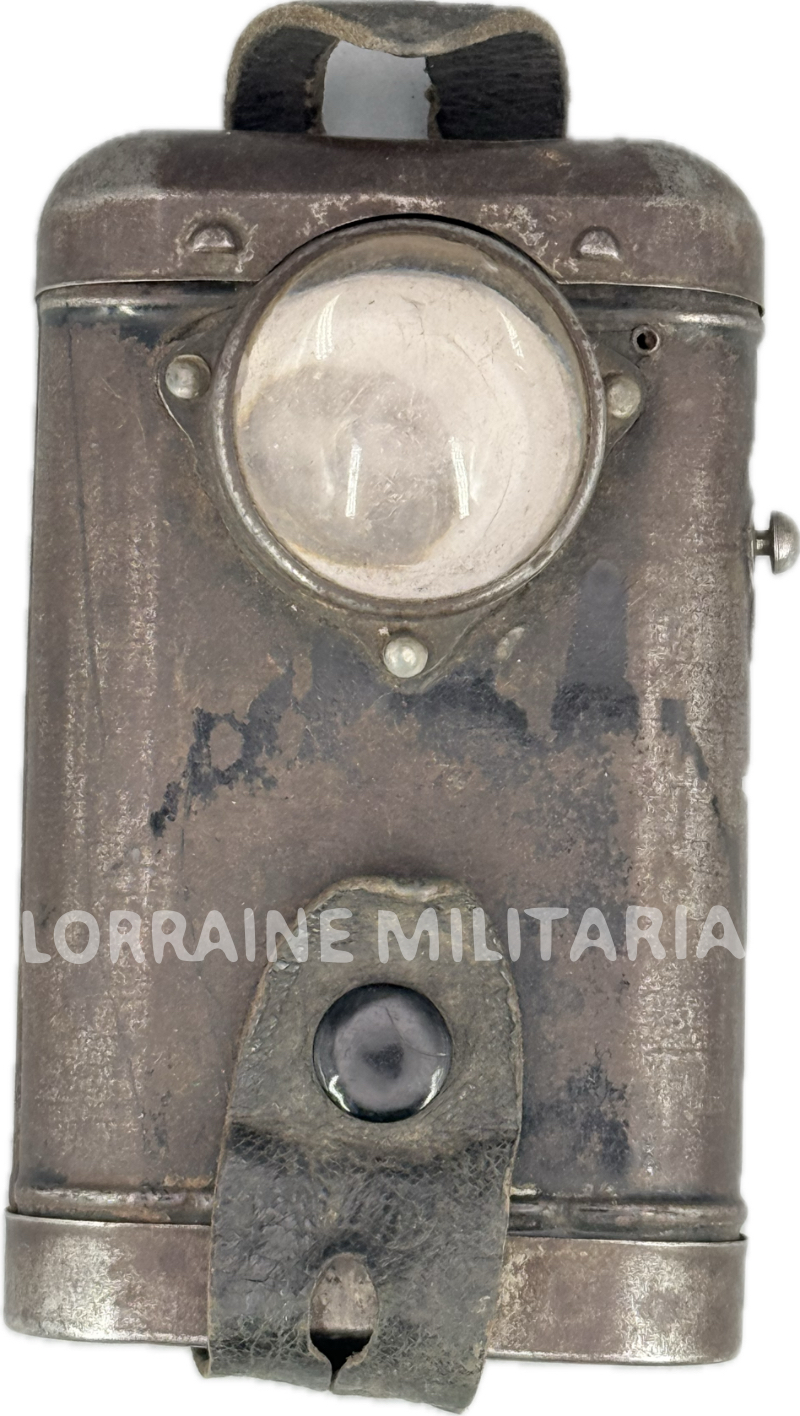 militaria : LAMPE DE POCHE ALLEMANDE POUR SOLDAT